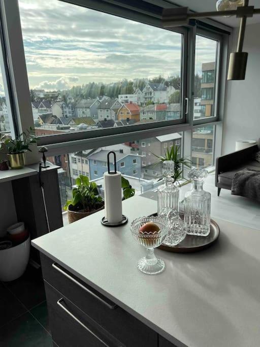 Apartment 10th Floor Penthouse In The Heart Of *