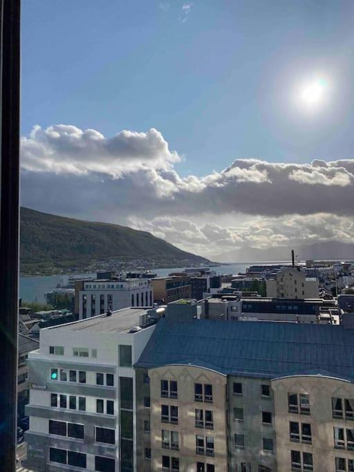 10th Floor Penthouse In The Heart Of Apartment *