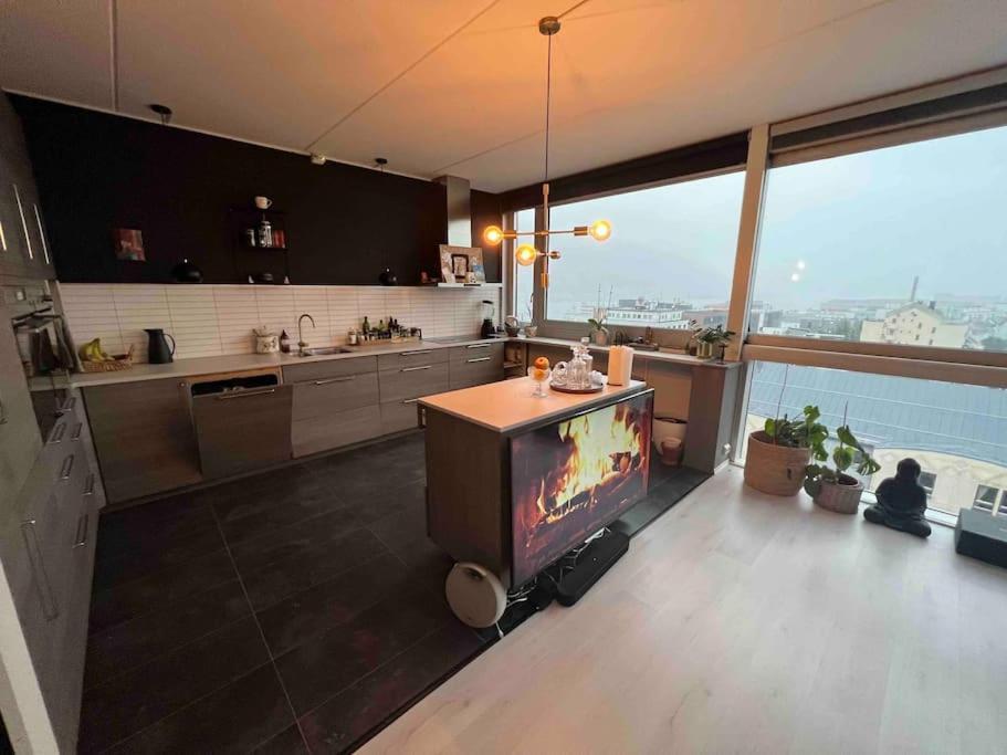 Apartment 10th Floor Penthouse In The Heart Of Tromsø